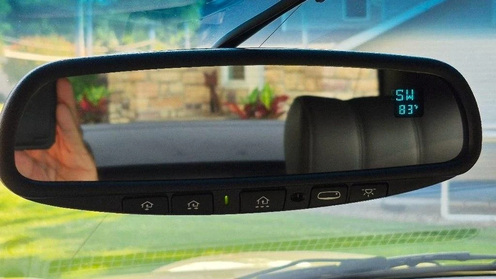 2002 Ford Thunderbird 11th Gen - Image 24 of 31