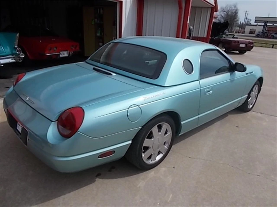 2002 Ford Thunderbird 11th Gen - Image 5 of 29