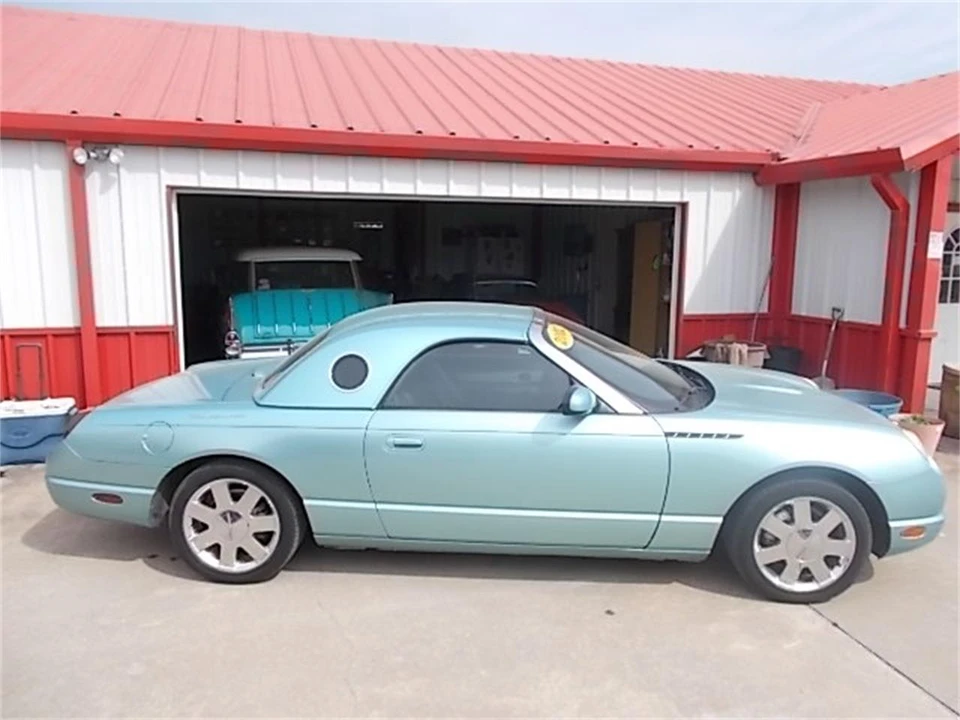 2002 Ford Thunderbird 11th Gen - Image 6 of 29