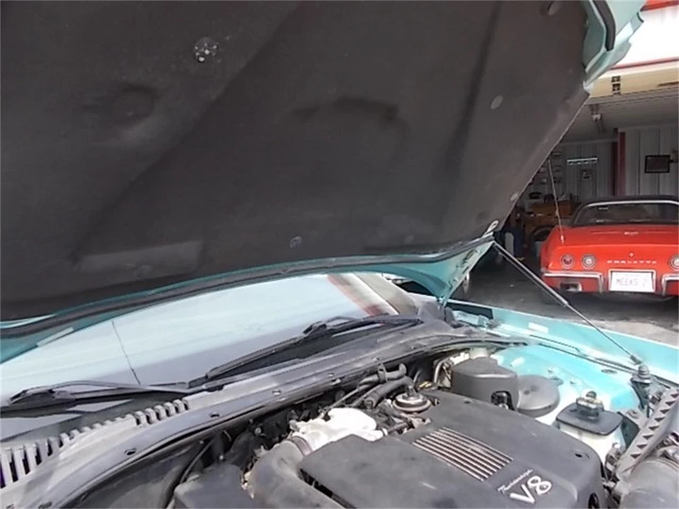 2002 Ford Thunderbird 11th Gen - Image 15 of 29