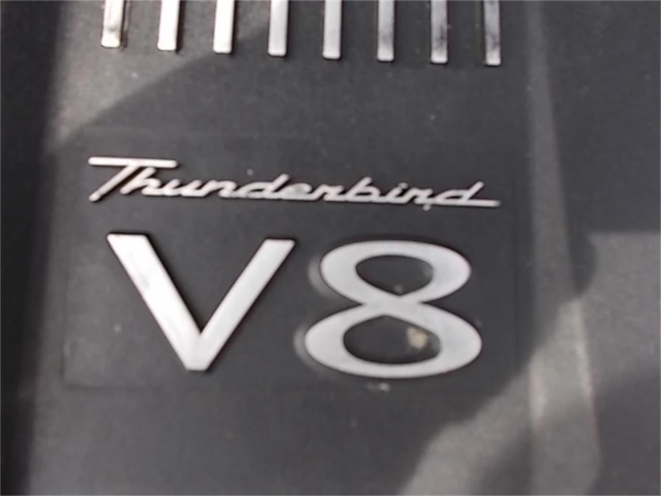 2002 Ford Thunderbird 11th Gen - Image 19 of 29