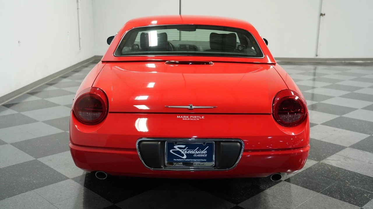 2002 Ford Thunderbird 11th Gen - Image 10 of 12