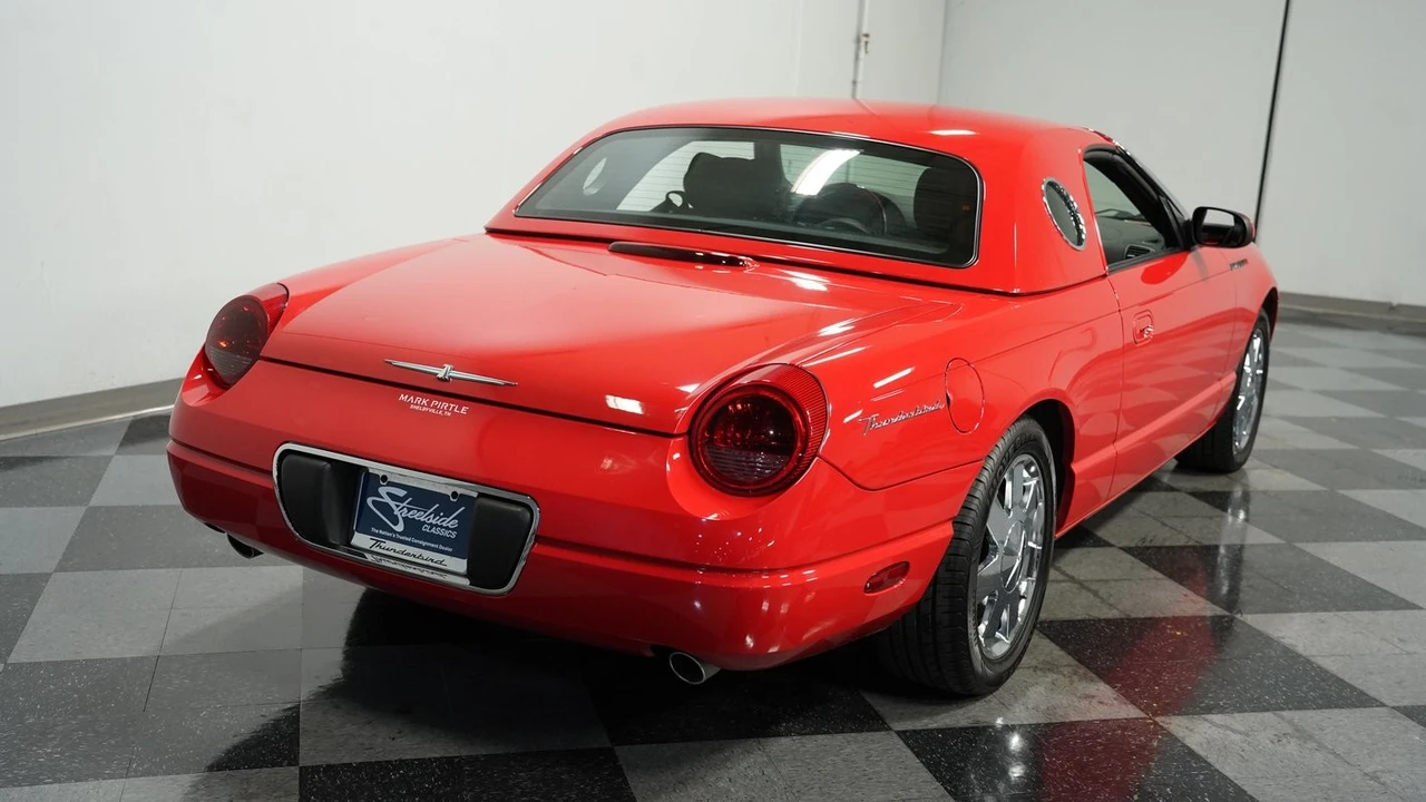 2002 Ford Thunderbird 10th Gen - Image 10 of 12