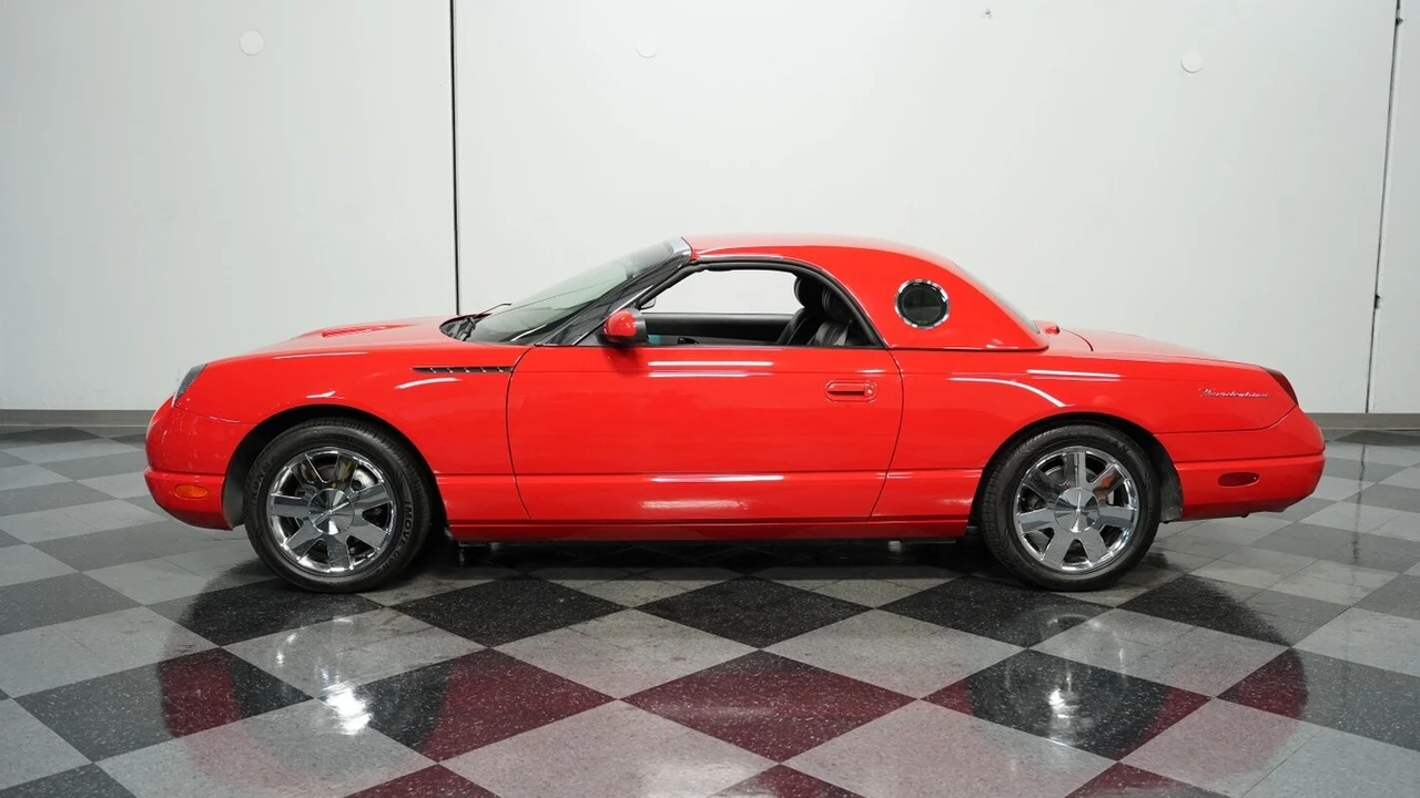 2002 Ford Thunderbird 11th Gen - Image 3 of 12