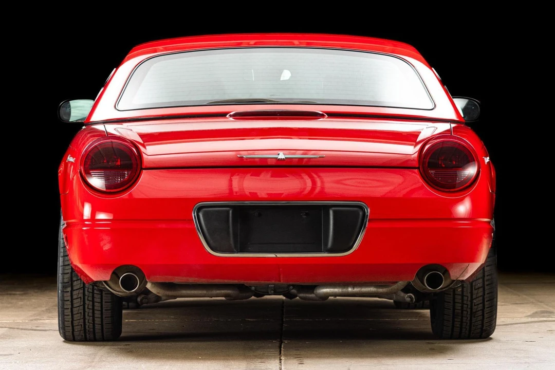 2002 Ford Thunderbird 11th Gen - Image 5 of 31