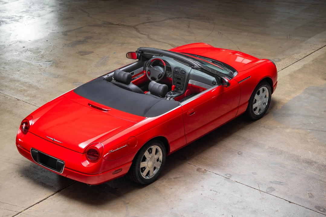2002 Ford Thunderbird 11th Gen - Image 8 of 31