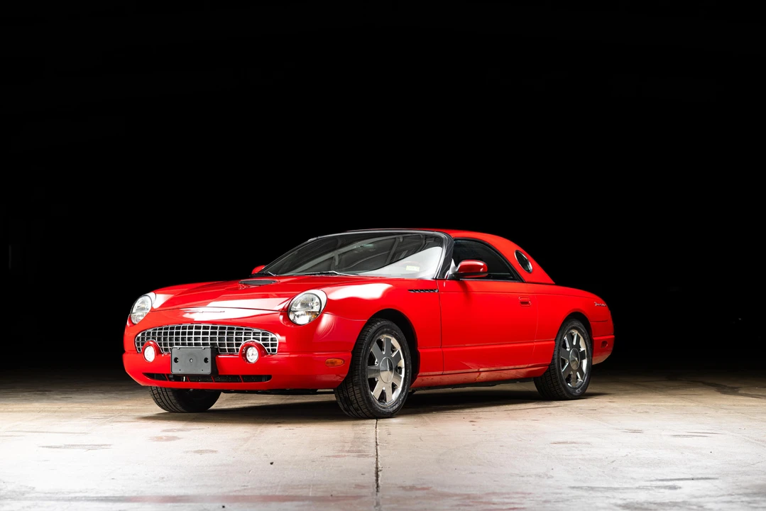 2002 Ford Thunderbird 11th Gen - Image 13 of 31