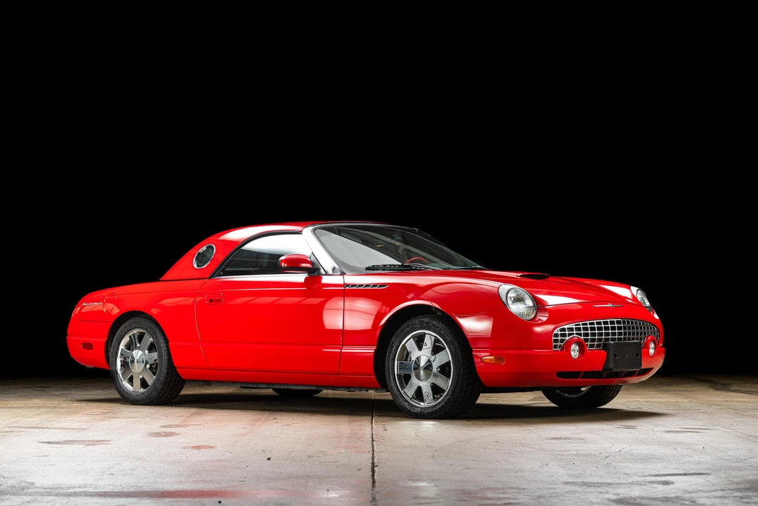 2002 Ford Thunderbird 11th Gen - Image 21 of 31