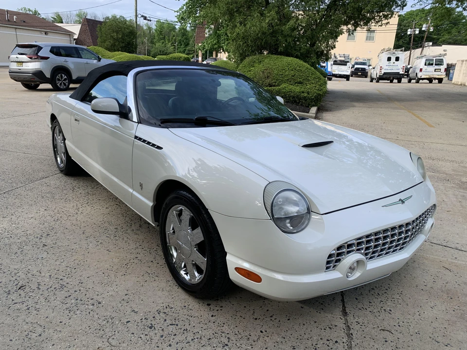 2002 Ford Thunderbird 11th Gen - Image 30 of 31