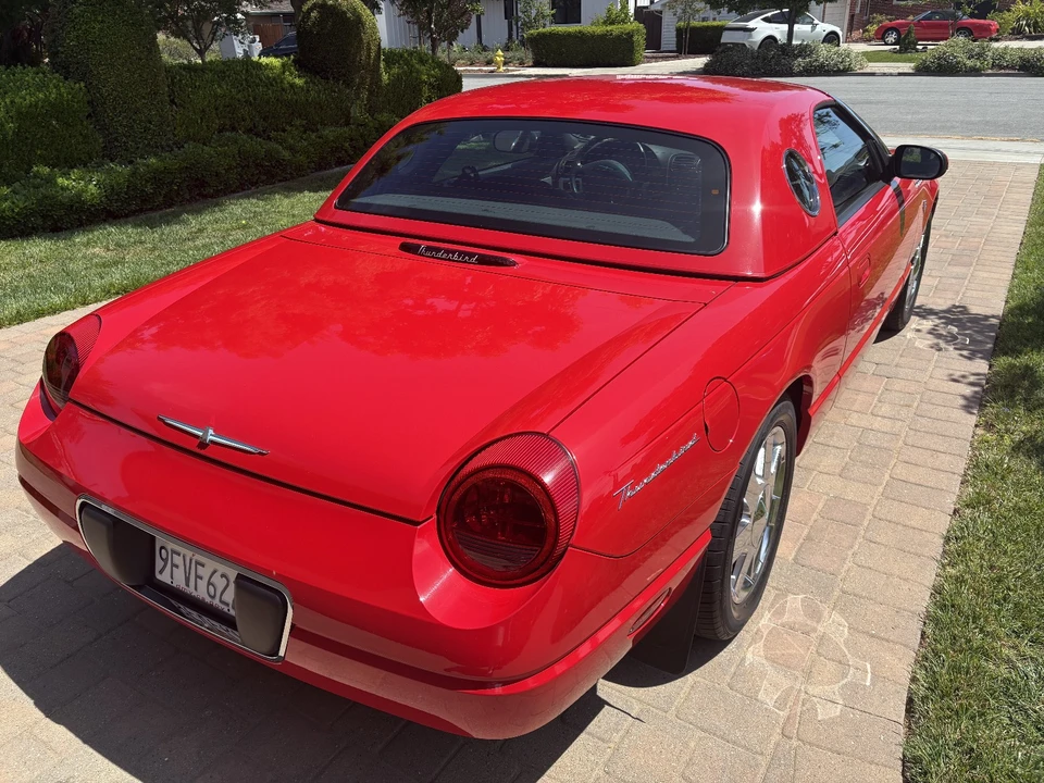2002 Ford Thunderbird 11th Gen - Image 11 of 31