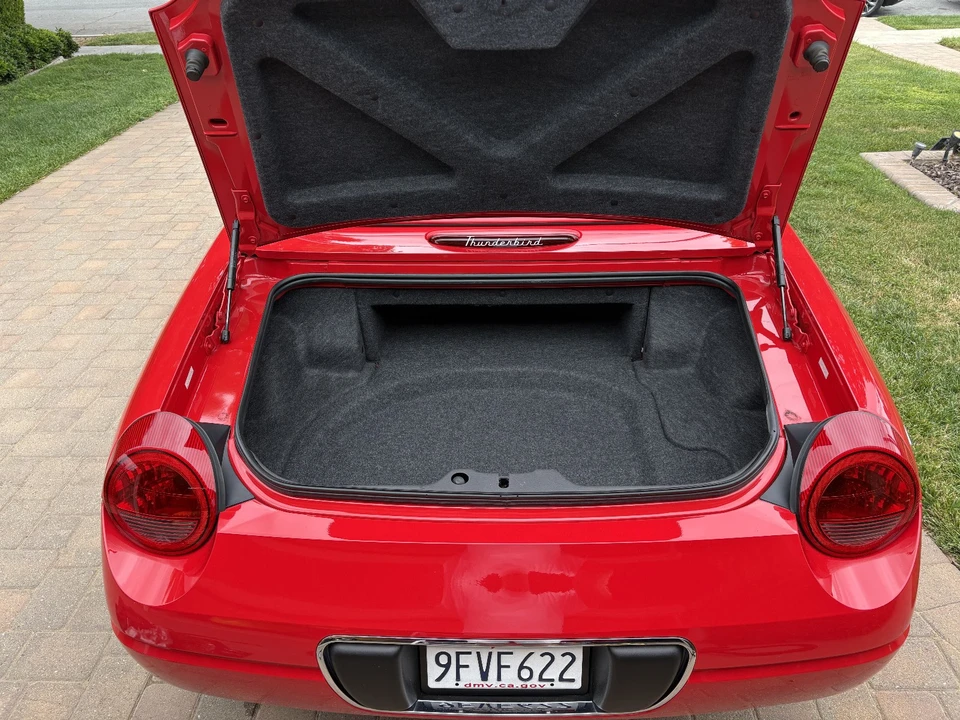 2002 Ford Thunderbird 11th Gen - Image 6 of 31