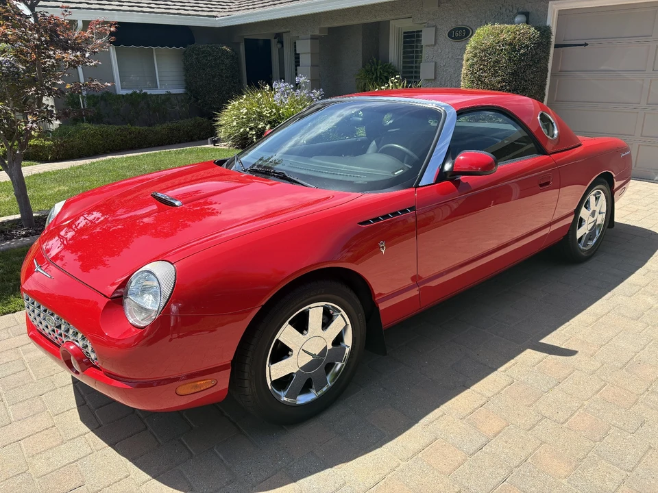2002 Ford Thunderbird 11th Gen - Image 14 of 31