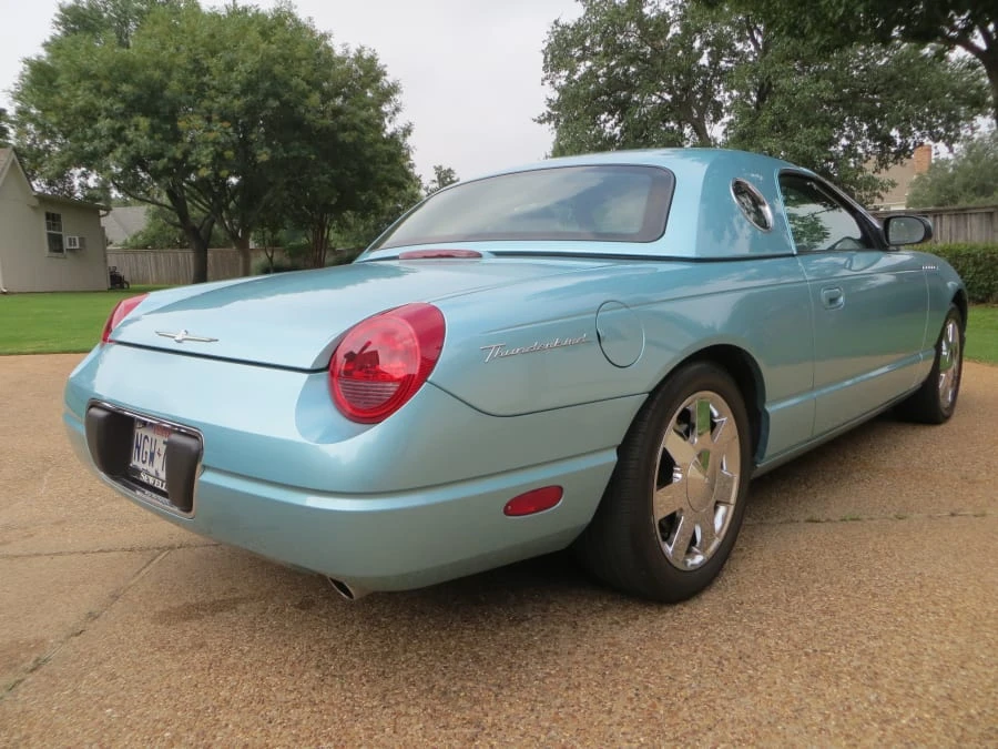 2002 Ford Thunderbird 11th Gen - Image 4 of 11