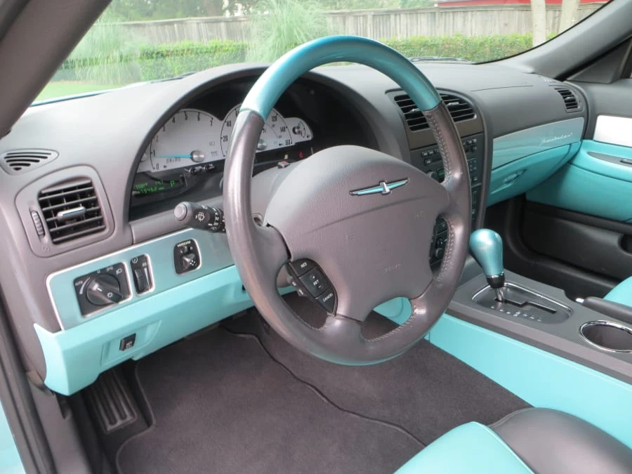 2002 Ford Thunderbird 11th Gen - Image 5 of 11