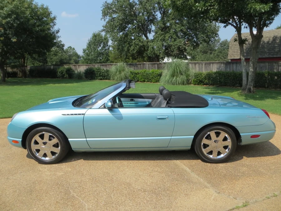 2002 Ford Thunderbird 11th Gen - Image 11 of 11