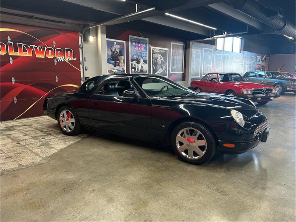 2002 Ford Thunderbird 11th Gen - Image 11 of 31