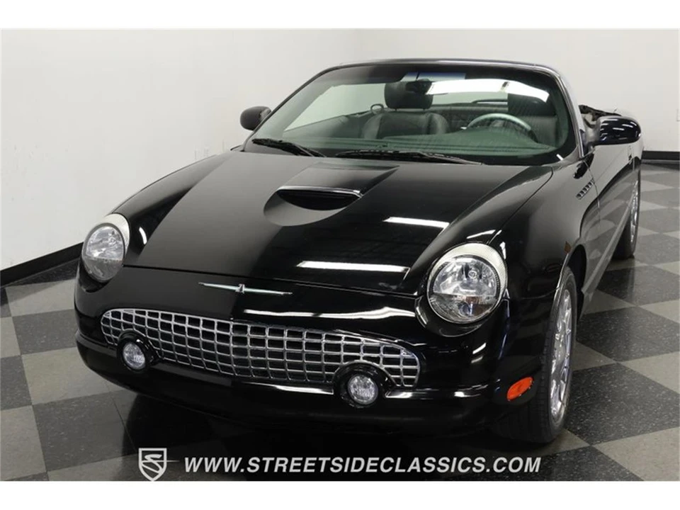 2002 Ford Thunderbird 11th Gen - Image 17 of 31