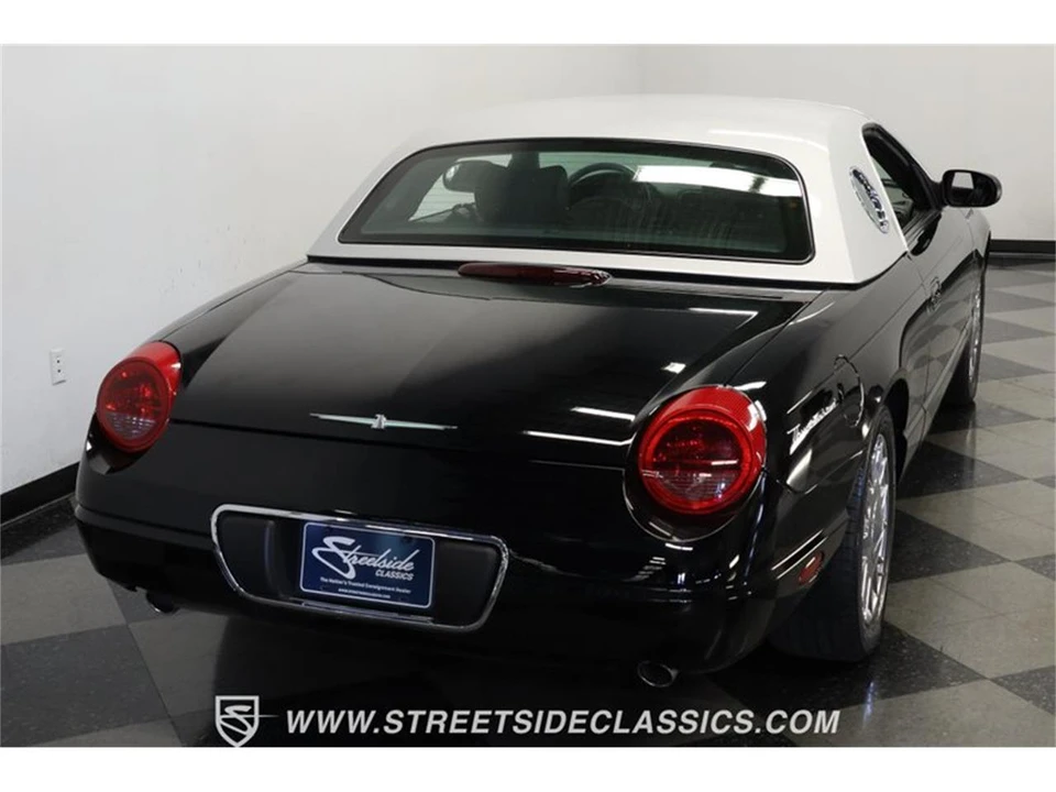 2002 Ford Thunderbird 11th Gen - Image 10 of 31