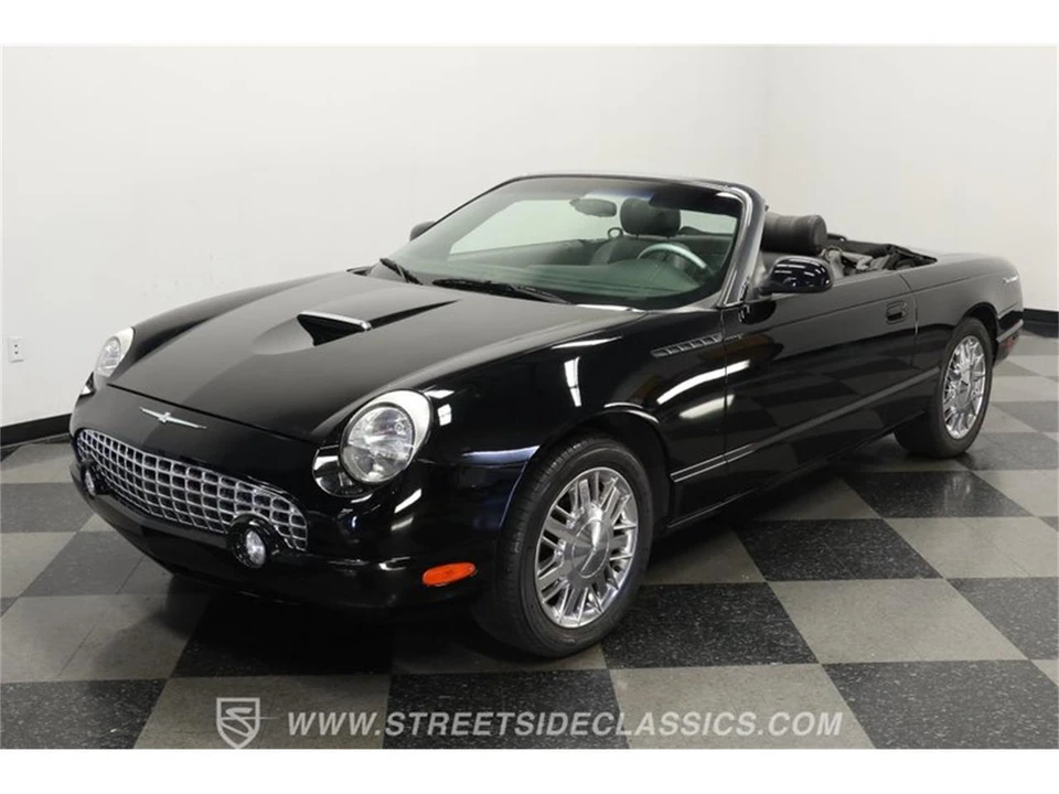 2002 Ford Thunderbird 11th Gen - Image 18 of 31