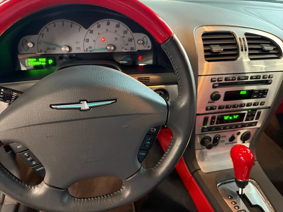 2002 Ford Thunderbird - Image 19 of 27