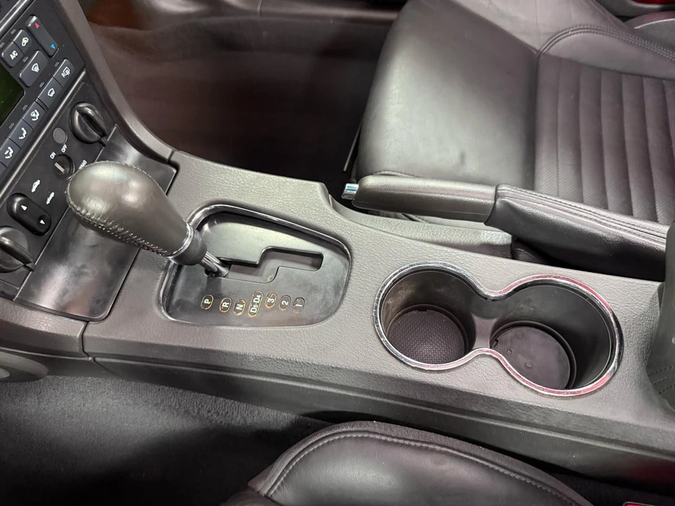 2002 Ford Thunderbird 11th Gen - Image 24 of 31