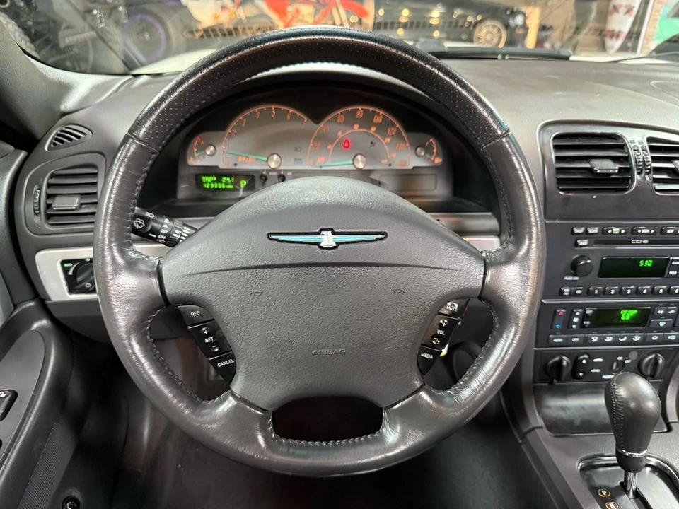 2002 Ford Thunderbird 11th Gen - Image 17 of 31