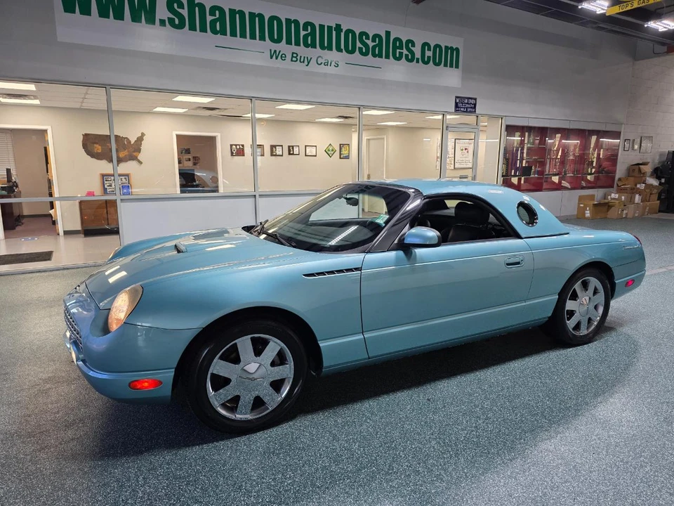 2002 Ford Thunderbird 11th Gen - Image 2 of 31