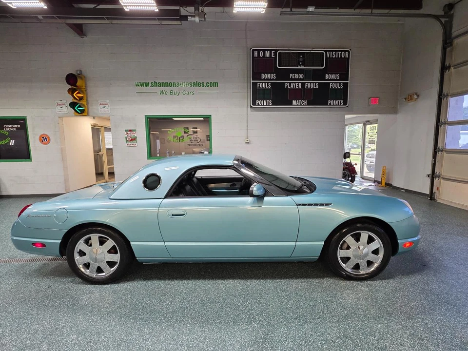 2002 Ford Thunderbird 11th Gen - Image 6 of 31