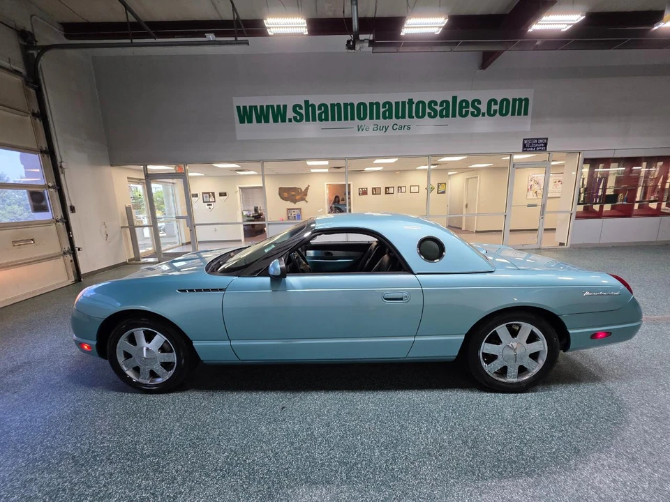2002 Ford Thunderbird 11th Gen - Image 13 of 31