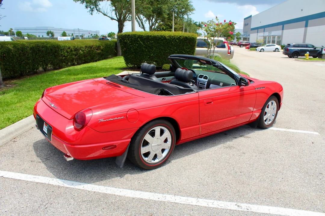 2002 Ford Thunderbird 11th Gen - Image 20 of 31
