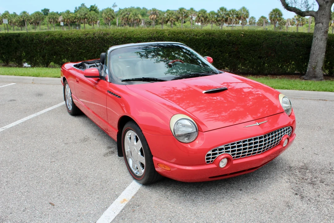 2002 Ford Thunderbird 11th Gen - Image 10 of 31