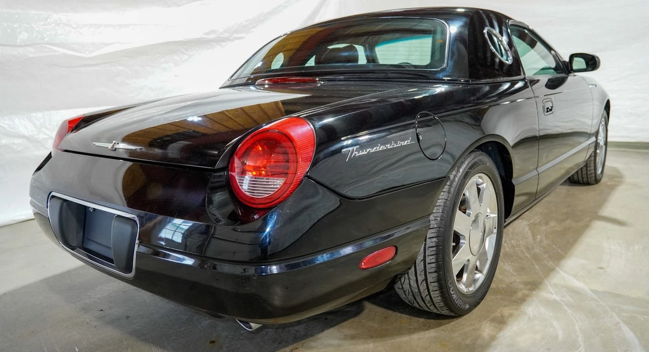 2002 Ford Thunderbird 11th Gen - Image 2 of 21