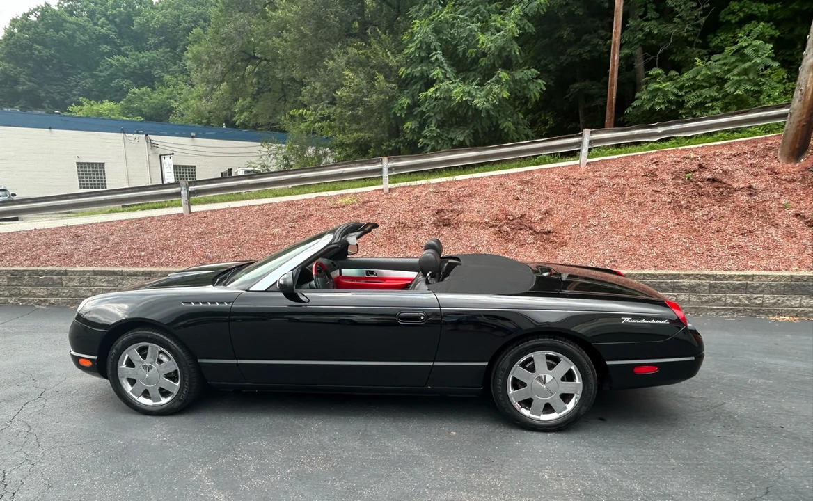 2002 Ford Thunderbird 11th Gen - Image 4 of 29