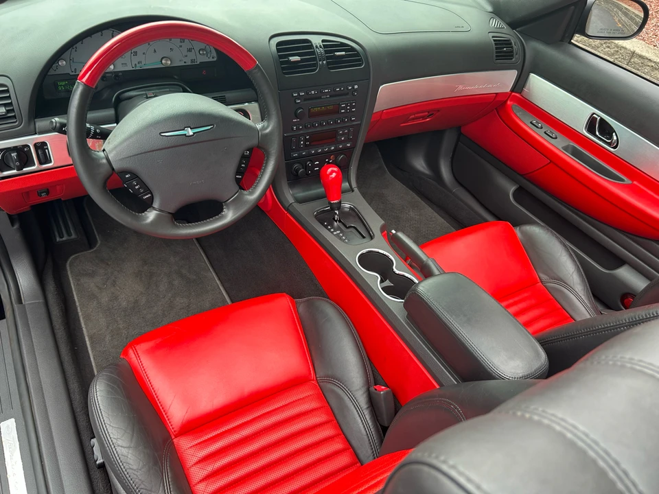 2002 Ford Thunderbird 11th Gen - Image 17 of 29