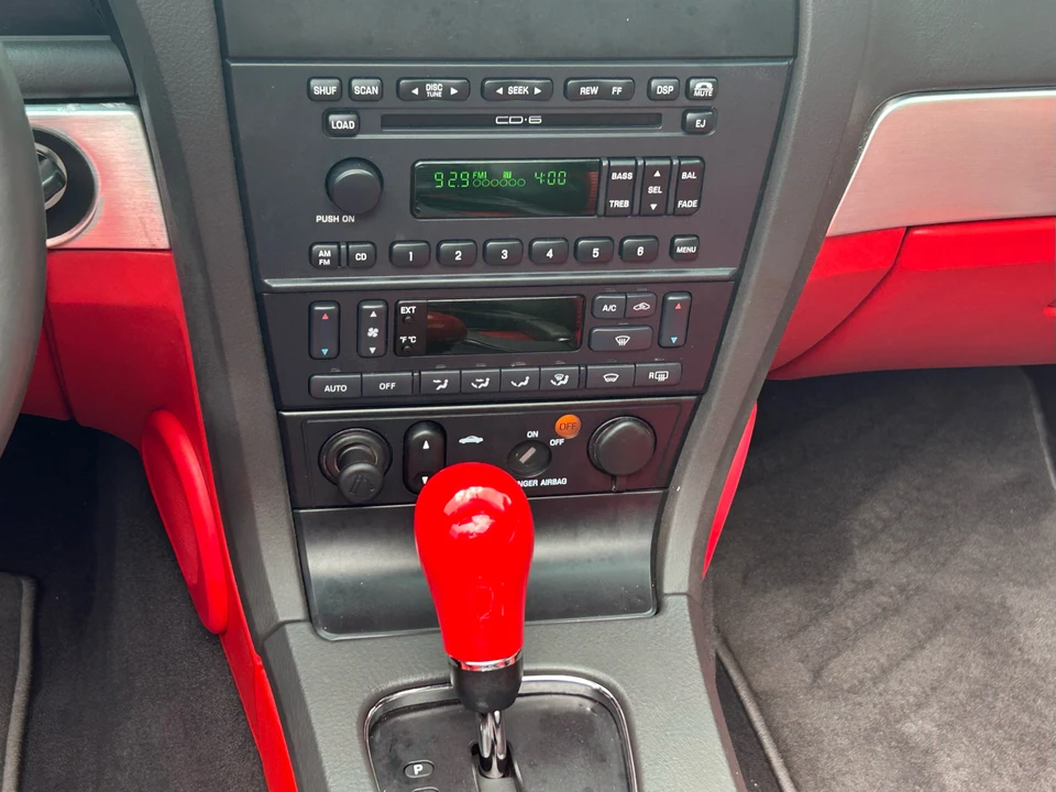 2002 Ford Thunderbird 11th Gen - Image 21 of 29
