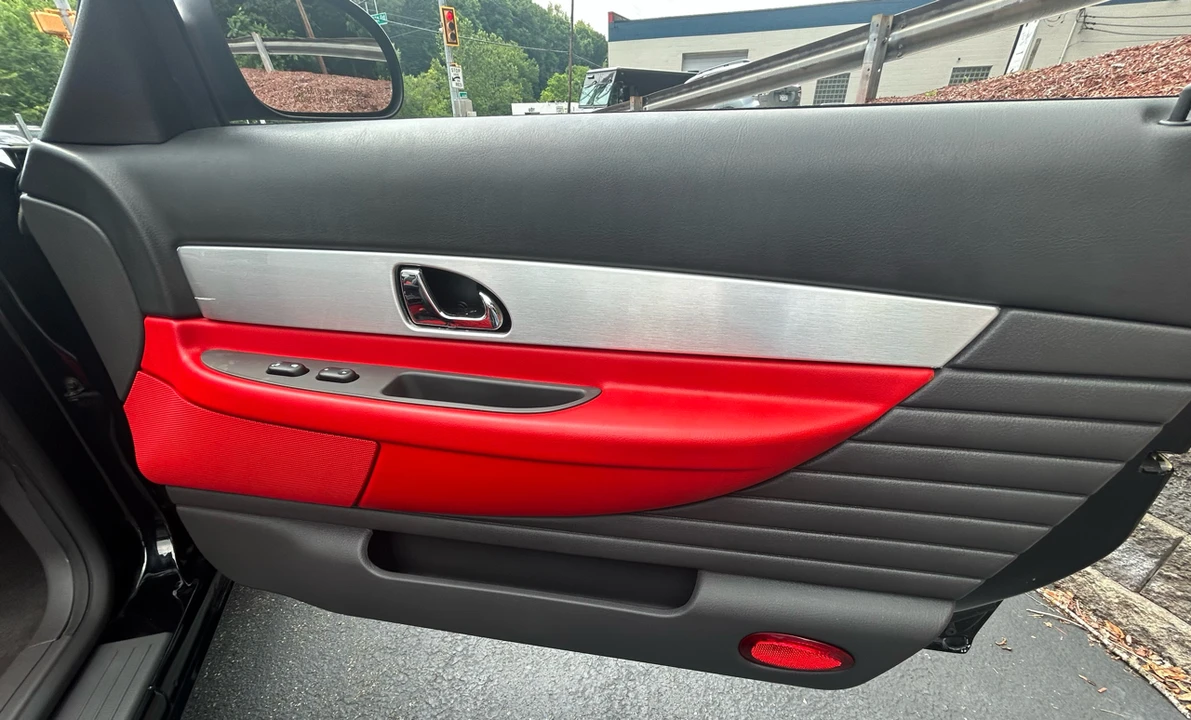 2002 Ford Thunderbird 11th Gen - Image 25 of 29