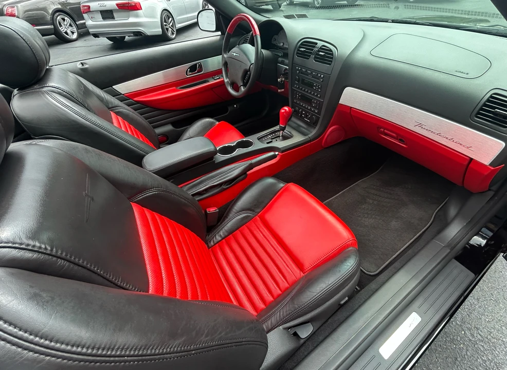 2002 Ford Thunderbird 11th Gen - Image 28 of 29