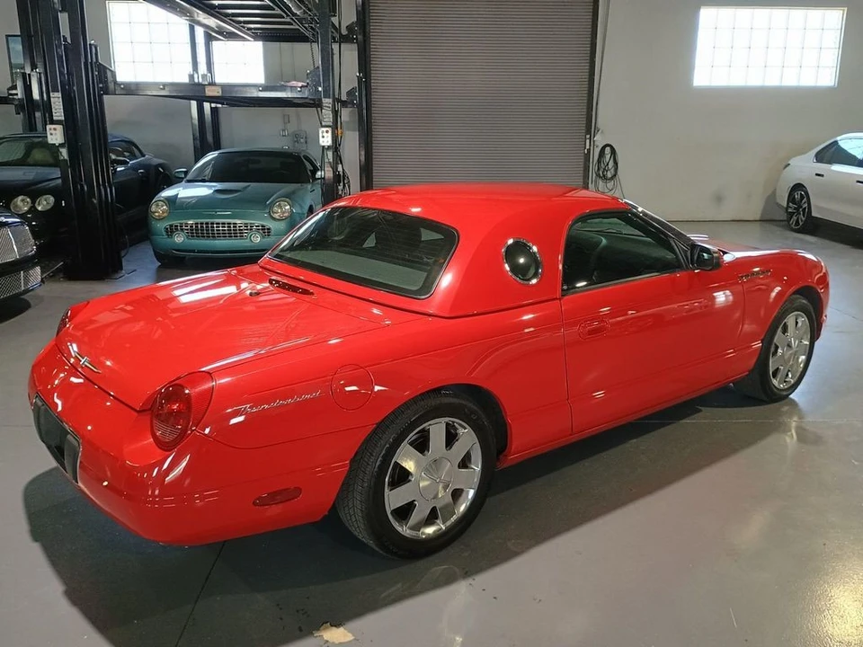 2002 Ford Thunderbird 11th Gen - Image 6 of 12