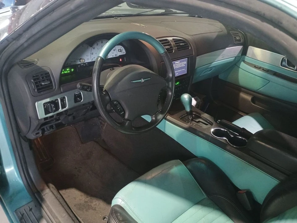 2002 Ford Thunderbird 11th Gen - Image 8 of 12