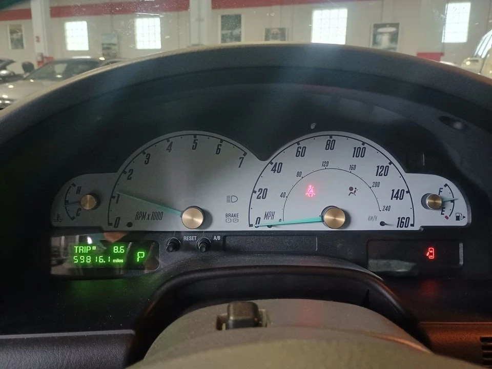 2002 Ford Thunderbird 11th Gen - Image 9 of 12