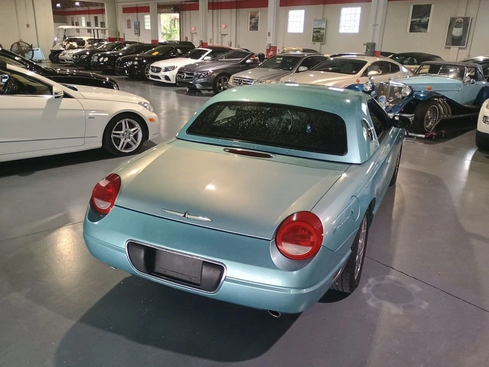 2002 Ford Thunderbird 11th Gen - Image 3 of 12