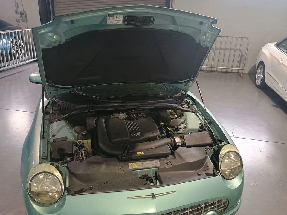 2002 Ford Thunderbird 11th Gen - Image 12 of 12