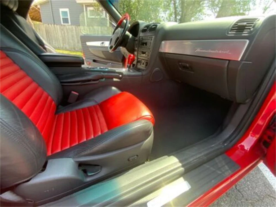 2002 Ford Thunderbird 11th Gen - Image 9 of 19