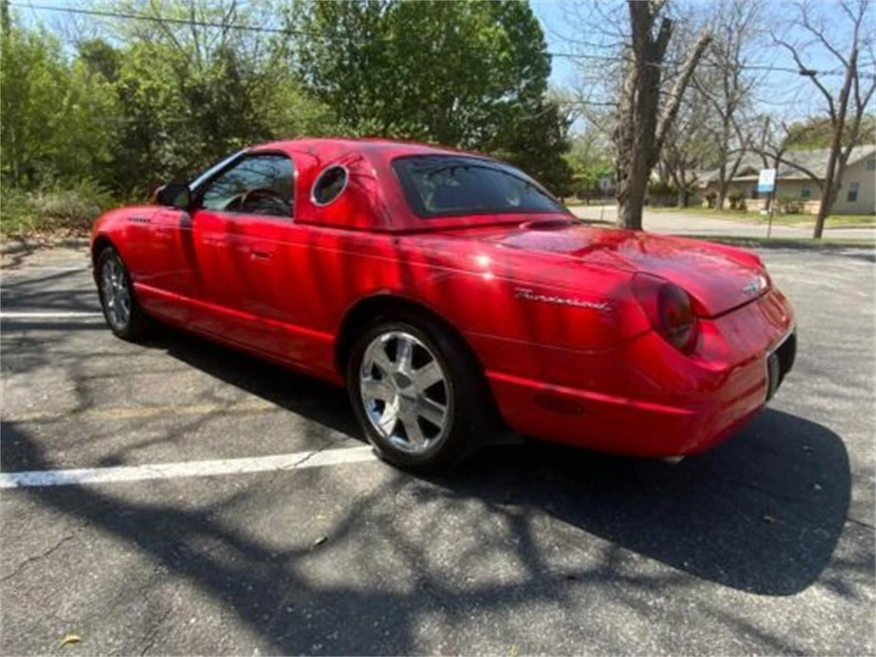 2002 Ford Thunderbird 11th Gen - Image 17 of 19