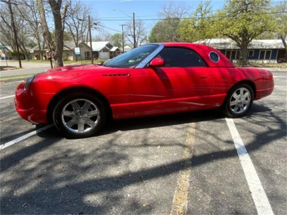 2002 Ford Thunderbird 11th Gen - Image 16 of 19