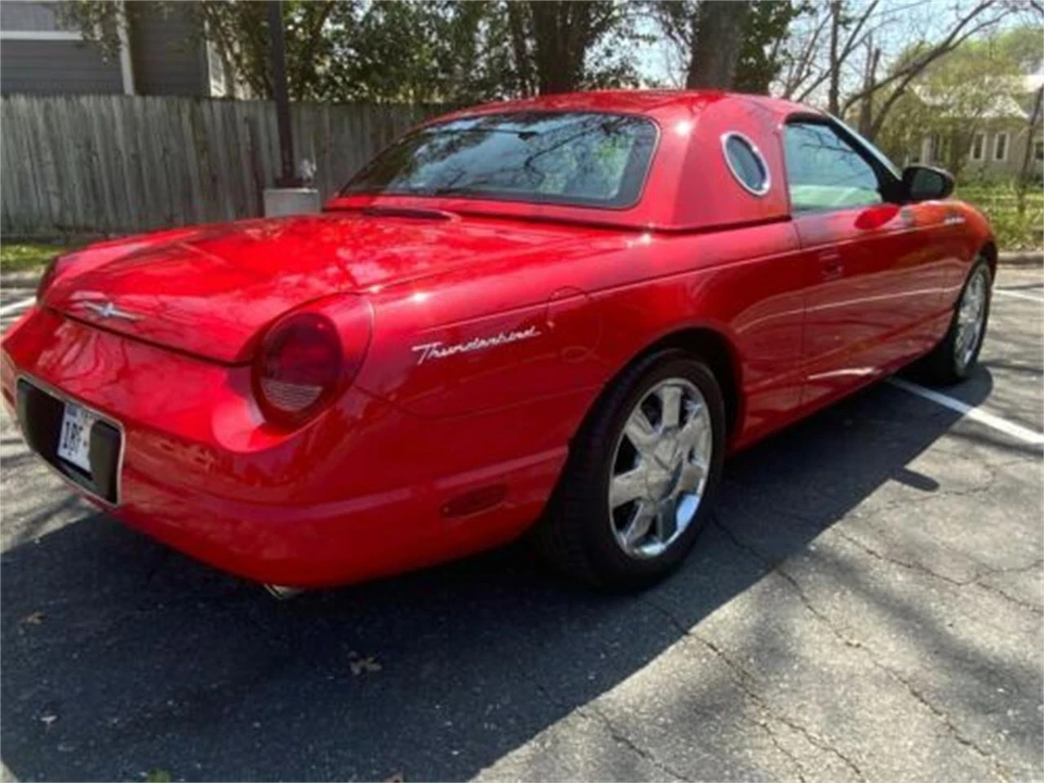 2002 Ford Thunderbird 11th Gen - Image 14 of 19