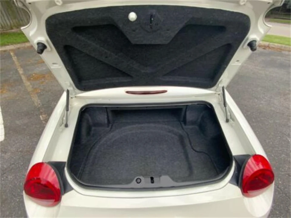 2002 Ford Thunderbird 11th Gen - Image 14 of 19