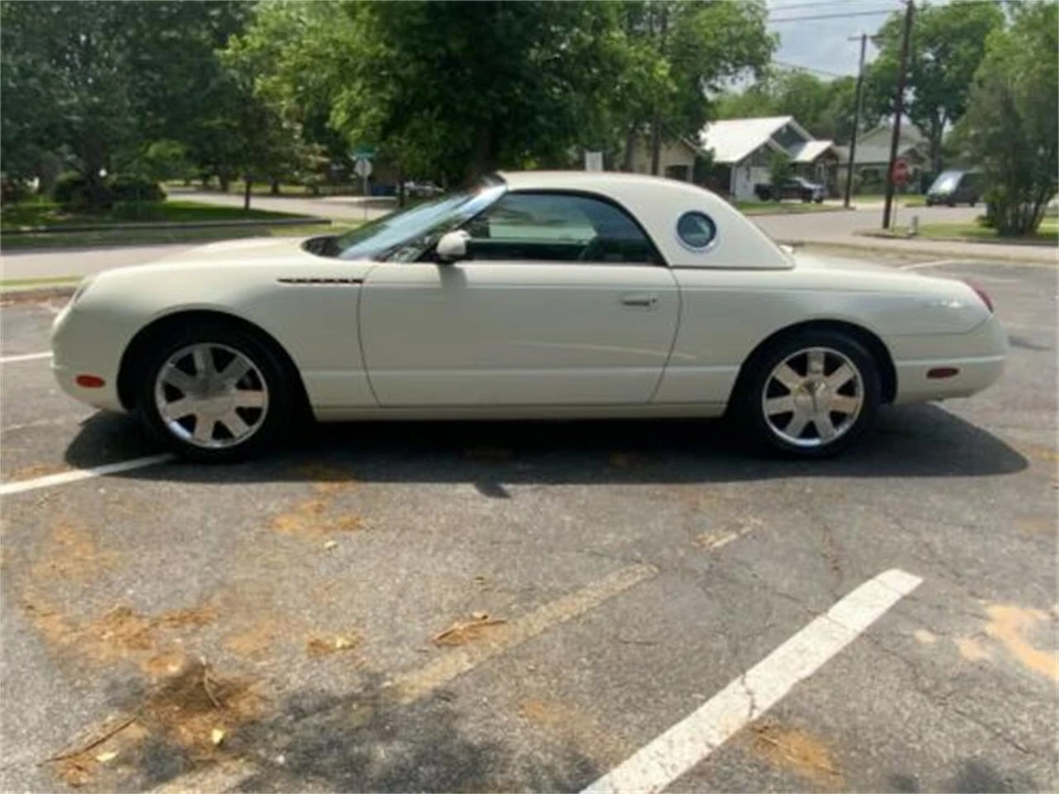 2002 Ford Thunderbird 11th Gen - Image 19 of 19