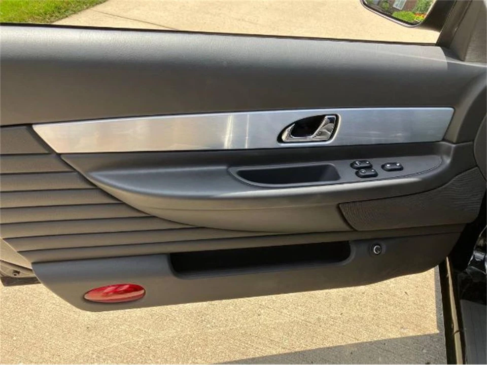 2002 Ford Thunderbird 11th Gen - Image 18 of 18
