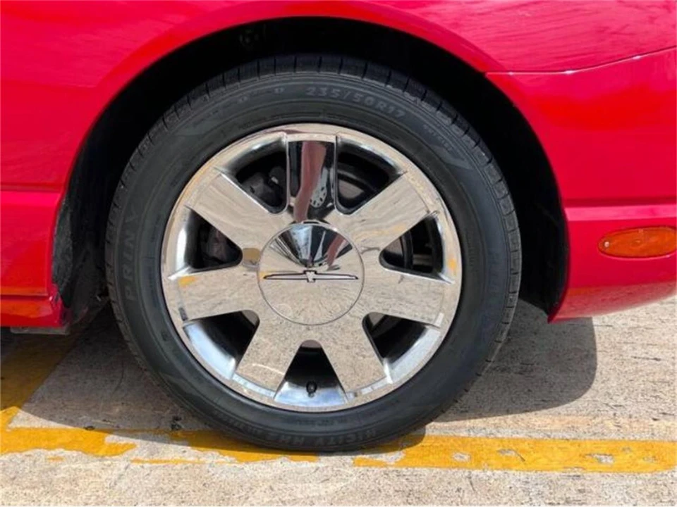 2002 Ford Thunderbird 11th Gen - Image 16 of 20